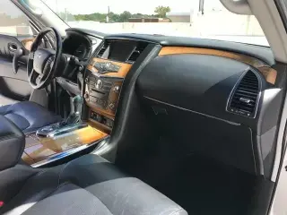 2012 INFINITI QX56 SUV