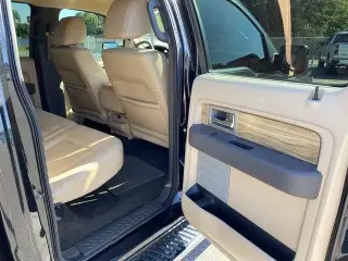 2011 Ford F150 Lariat 4D
