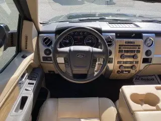2011 Ford F150 Lariat 4D