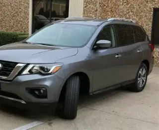 2017 Nissan Pathfinder SV SUV