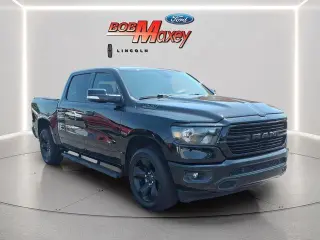 Ram 1500 2019 4x4 Big Horn 4dr Crew Cab 5.6 ft. SB Pickup