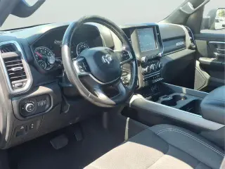 Ram 1500 2019 4x4 Big Horn 4dr Crew Cab 5.6 ft. SB Pickup