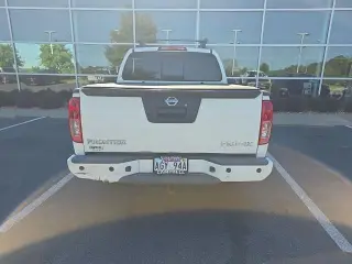 Nissan Frontier 2020 4x4 PRO-4X 4dr Crew Cab 5 ft. SB