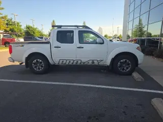 Nissan Frontier 2020 4x4 PRO-4X 4dr Crew Cab 5 ft. SB