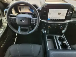 Ford F-150 2025 4x2 STX 4dr SuperCrew 5.5 ft. SB