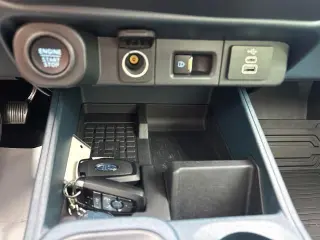 Ford Maverick 2025 AWD Lobo 4 puertas SuperCrew batea corta de 4.5 pies