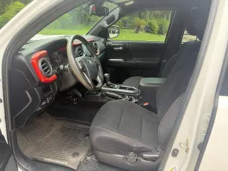 Toyota Tacoma 2019 4x4 TRD Sport 4 puertas Doble Cabina batea de 5.0 pies transmisión automática de 6 velocidades