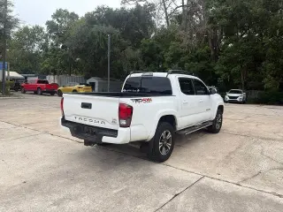 Toyota Tacoma 2019 4x4 TRD Sport 4 puertas Doble Cabina batea de 5.0 pies transmisión automática de 6 velocidades