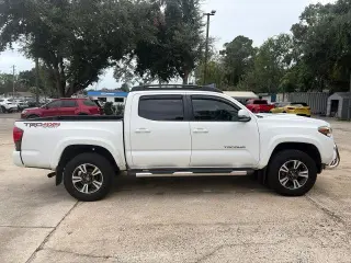 Toyota Tacoma 2019 4x4 TRD Sport 4 puertas Doble Cabina batea de 5.0 pies transmisión automática de 6 velocidades