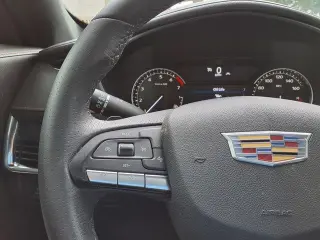 Cadillac XT4 2023 Sport 4dr Crossover