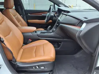 Cadillac XT5 2021 Premium Luxury SUV de 4 puertas