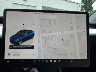 Tesla Model Y 2023 Crossover de 4 puertas