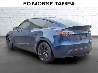 Tesla Model Y 2023 Crossover de 4 puertas