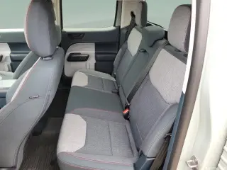 Ford Maverick 2024 XLT 4 puertas SuperCrew caja corta de 4.5 pies