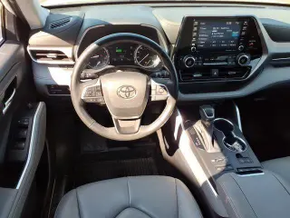Toyota Highlander 2022 AWD XLE SUV de 4 puertas