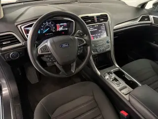 Ford Fusion 2019 SE Sedán de 4 puertas