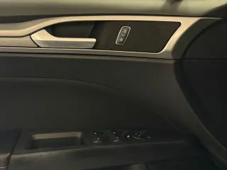Ford Fusion 2019 SE Sedán de 4 puertas