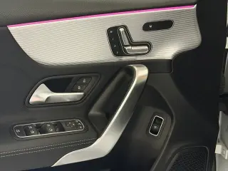 Mercedes-Benz Clase A 2020 AWD A 220 4MATIC Sedán 4 puertas