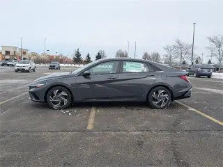 Hyundai ELANTRA 2025 SEL Convenience Sedán de 4 puertas