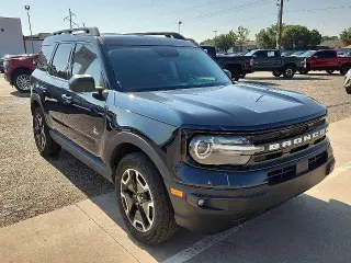 SUV de 4 puertas Ford Bronco Sport AWD Outer Banks 2023