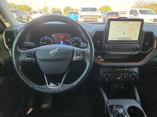 SUV de 4 puertas Ford Bronco Sport AWD Outer Banks 2023