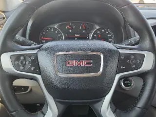 SUV de 4 puertas GMC Terrain SLT 2023
