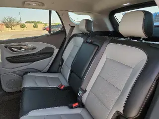 SUV de 4 puertas GMC Terrain SLT 2023