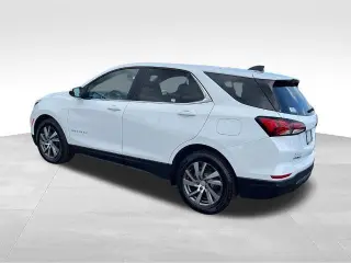 Chevrolet Equinox 2024 LT SUV de 4 puertas con 1LT