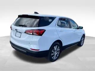 Chevrolet Equinox 2024 LT SUV de 4 puertas con 1LT