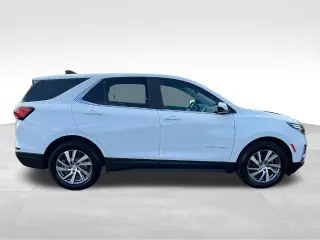 Chevrolet Equinox 2024 LT SUV de 4 puertas con 1LT