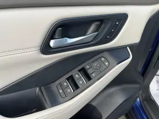 Nissan Rogue 2023 AWD SL 4dr Crossover