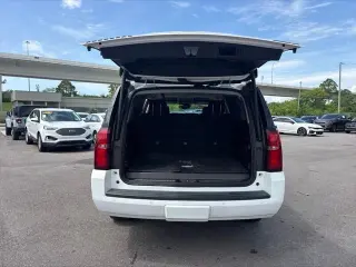 Chevrolet Suburban 2020 4x2 LT SUV de 4 puertas