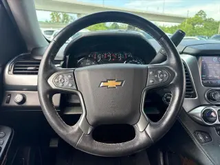 Chevrolet Suburban 2020 4x2 LT SUV de 4 puertas