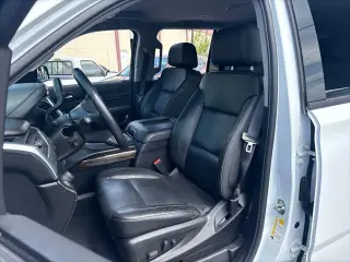 Chevrolet Suburban 2020 4x2 LT SUV de 4 puertas