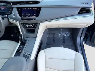SUV Cadillac XT5 2022 Premium Luxury de 4 puertas