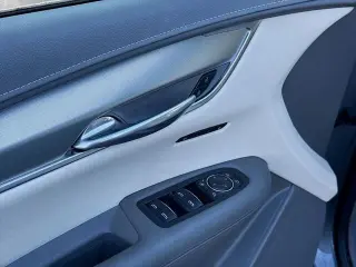 SUV Cadillac XT5 2022 Premium Luxury de 4 puertas