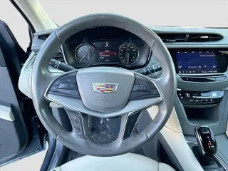 SUV Cadillac XT5 2022 Premium Luxury de 4 puertas