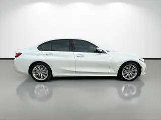 BMW Serie 3 2023 330i Sedán 4p.