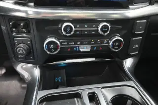 Ford F-150 2021 4x4 Lariat 4dr SuperCrew 5.5 ft. SB