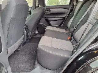 Nissan Rogue 2025 AWD SV 4dr Crossover