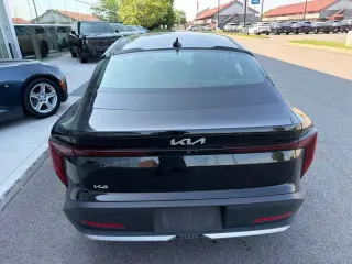 Kia K4 2025 LXS 4p Sedan