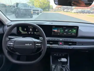 Kia K4 2025 LXS 4p Sedan