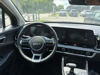 Kia Sportage 2024 LX 4p SUV