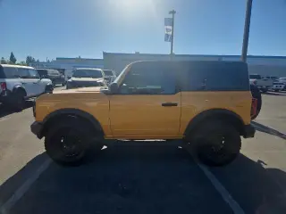 Ford Bronco 2022 4x4 Base 2dr SUV