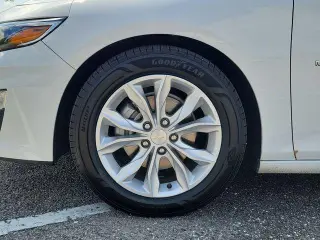 Chevrolet Malibu 2025 LT 4p Sedan con 1LT