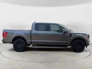 Ford F-150 2022 4x4 XLT 4p SuperCrew 5.5 ft. SB