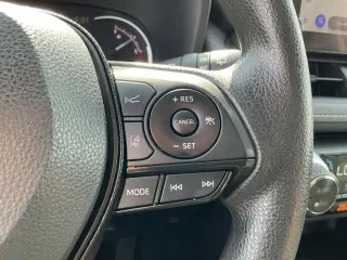 Toyota RAV4 2024 XLE 4dr SUV