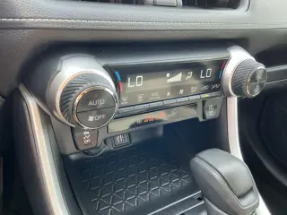 Toyota RAV4 2024 XLE 4dr SUV