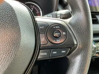 Toyota RAV4 2024 XLE 4dr SUV