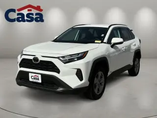Toyota RAV4 2024 XLE 4dr SUV